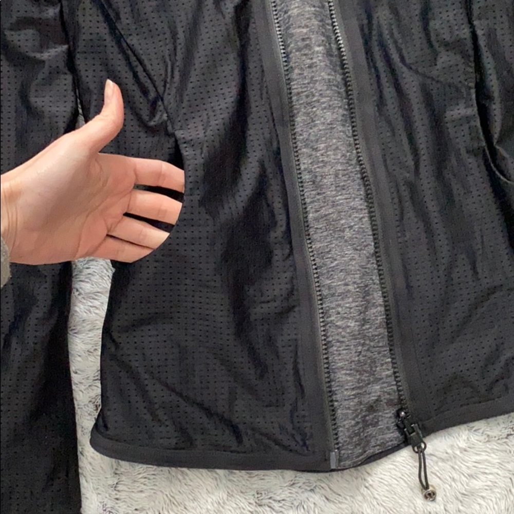 Reversible lululemon jacket - Picture 2 of 7
